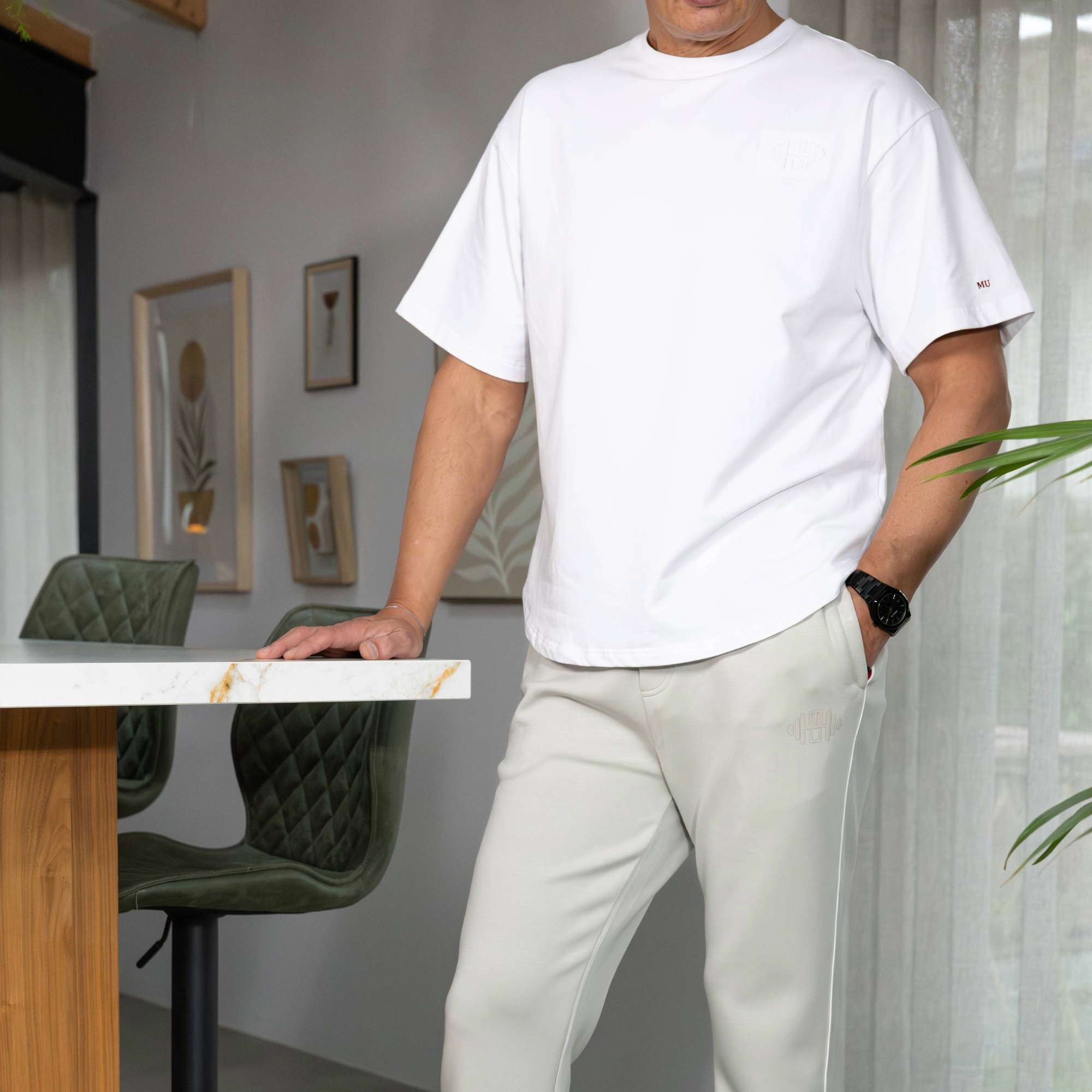 ROUND-EDGED OVERSIZED TEE W1